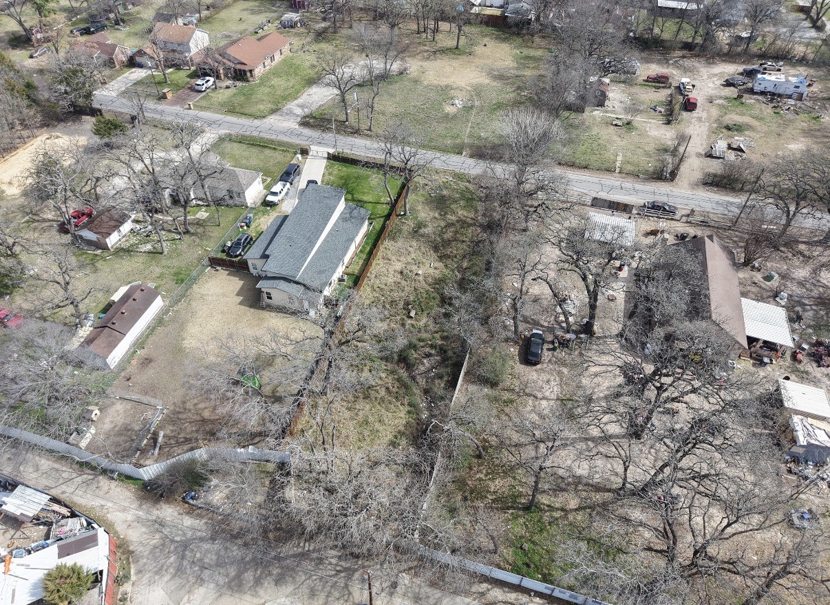1913 Leroy Road Dallas TX 75217