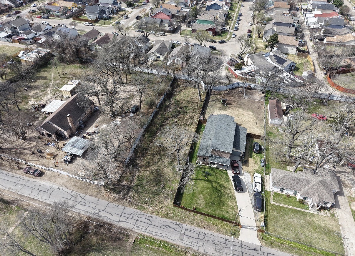 1913 Leroy Road Dallas TX 75217