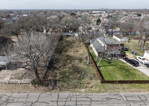1913 Leroy Road Dallas TX 75217