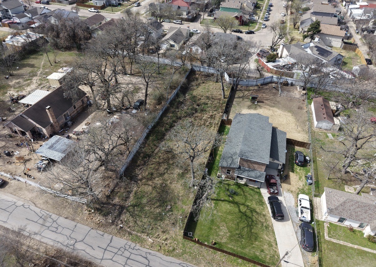1913 Leroy Road Dallas TX 75217