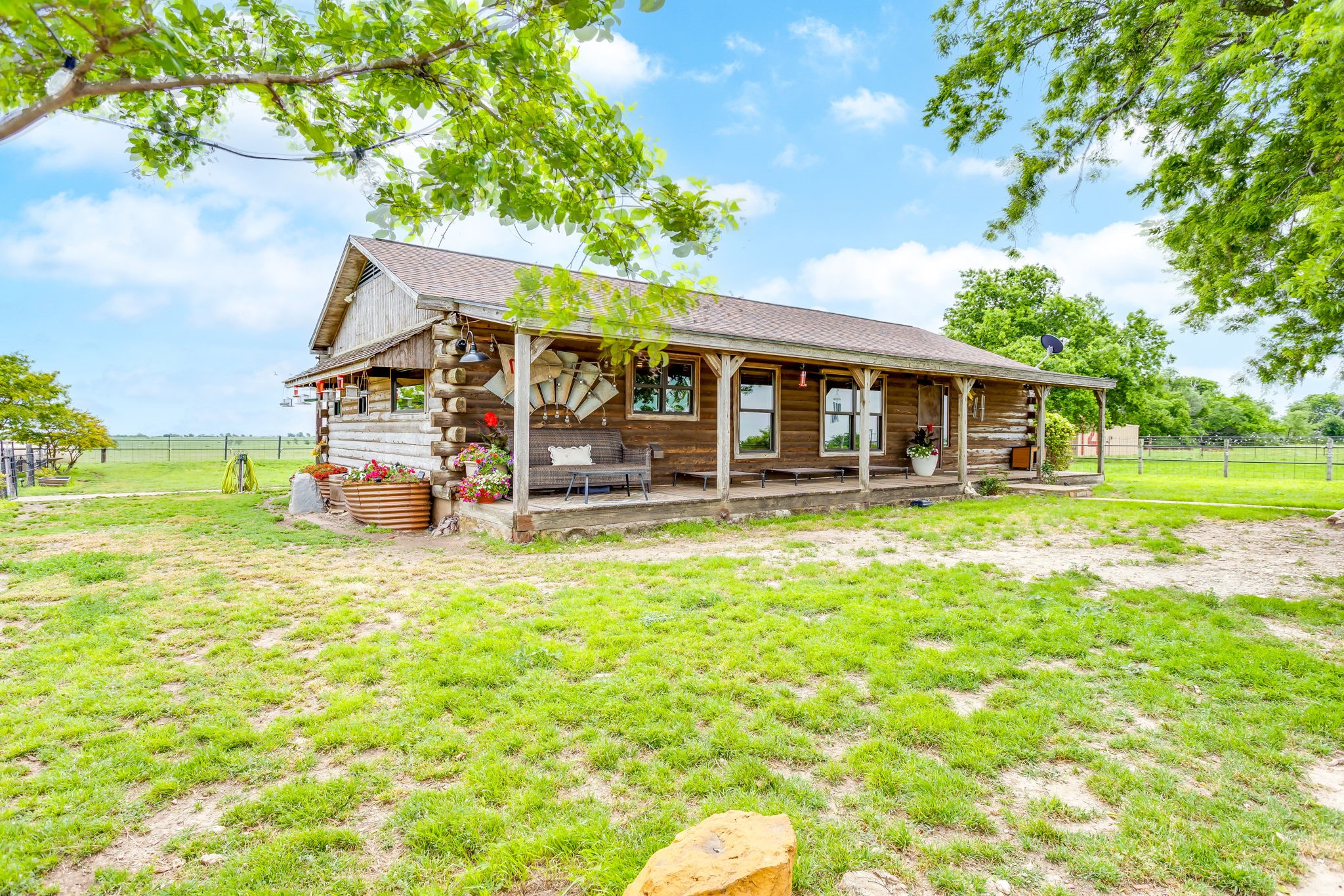 5660A Upper Denton Road Weatherford TX 76085