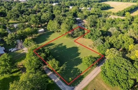 105 S Main Street Bonham TX 75418