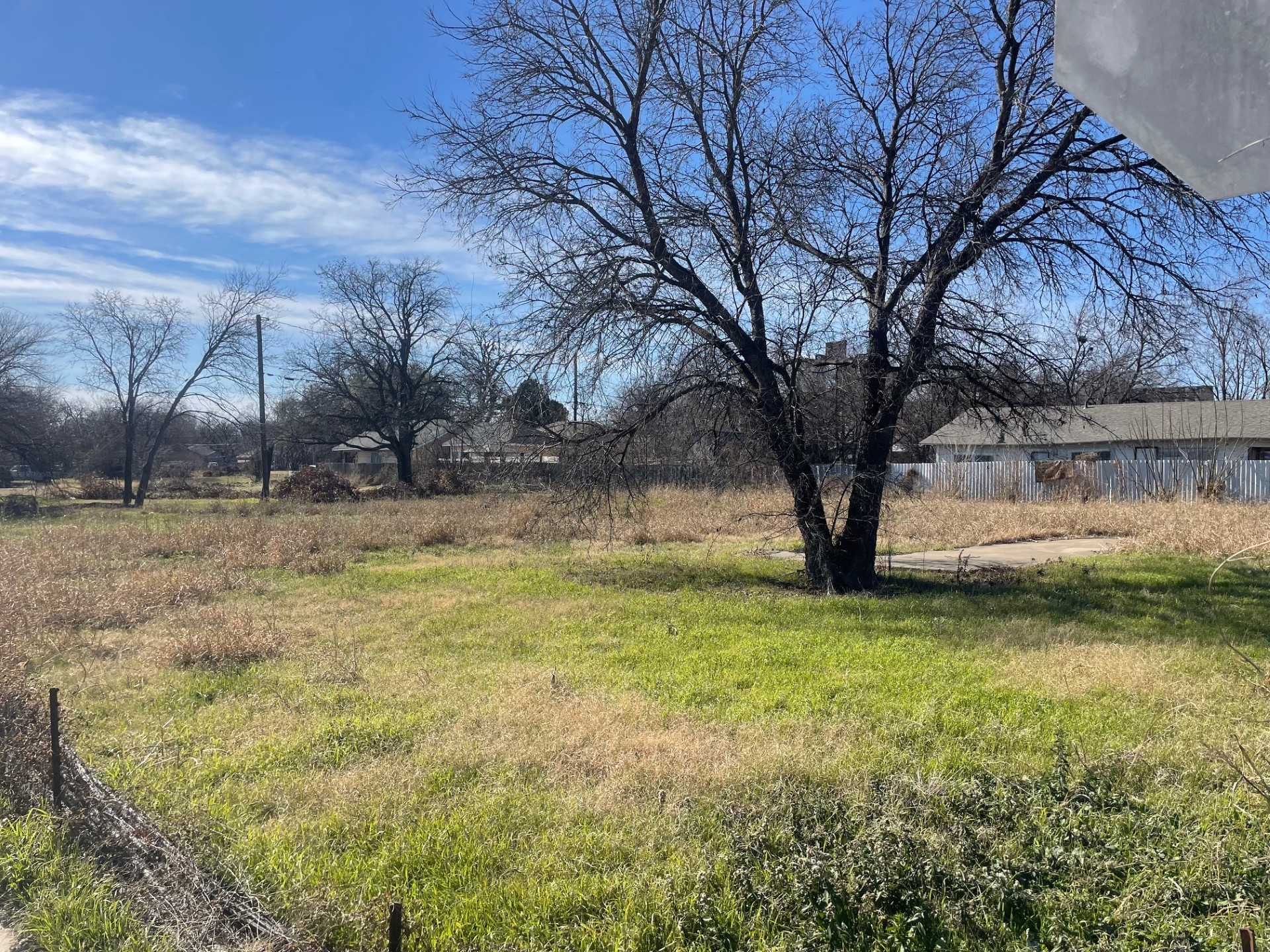 713 E Jefferson Avenue Fort Worth TX 76104