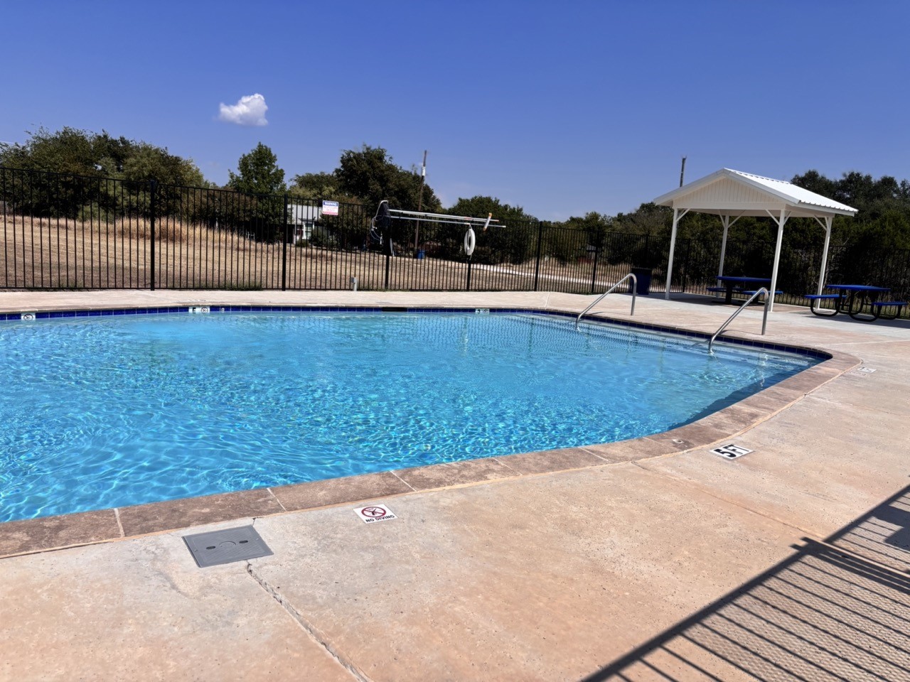 5722 Black Pine Circle Granbury TX 76048