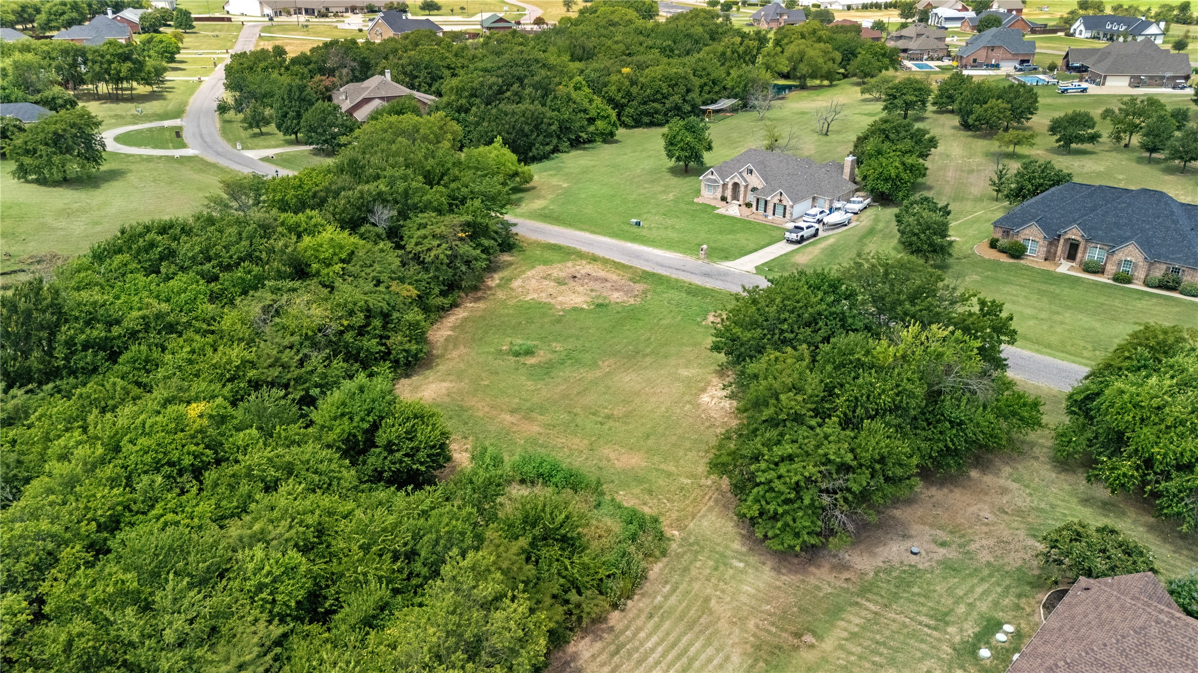 111 Broken Bow Drive Gunter TX 75058