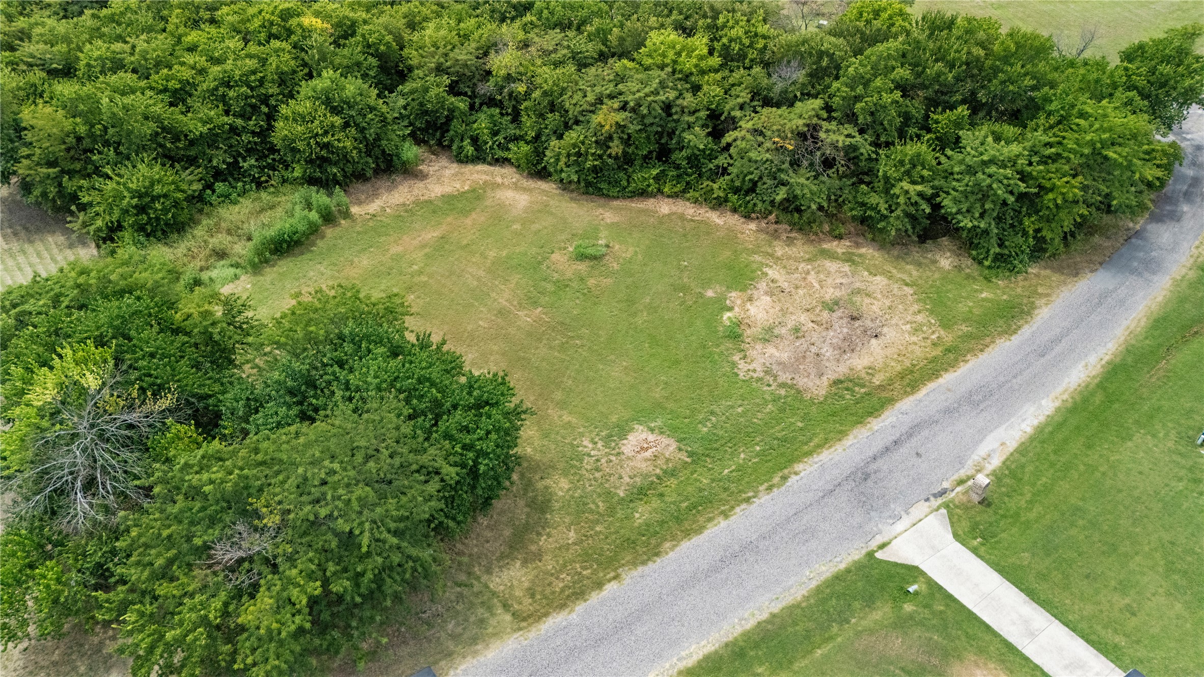 111 Broken Bow Drive Gunter TX 75058
