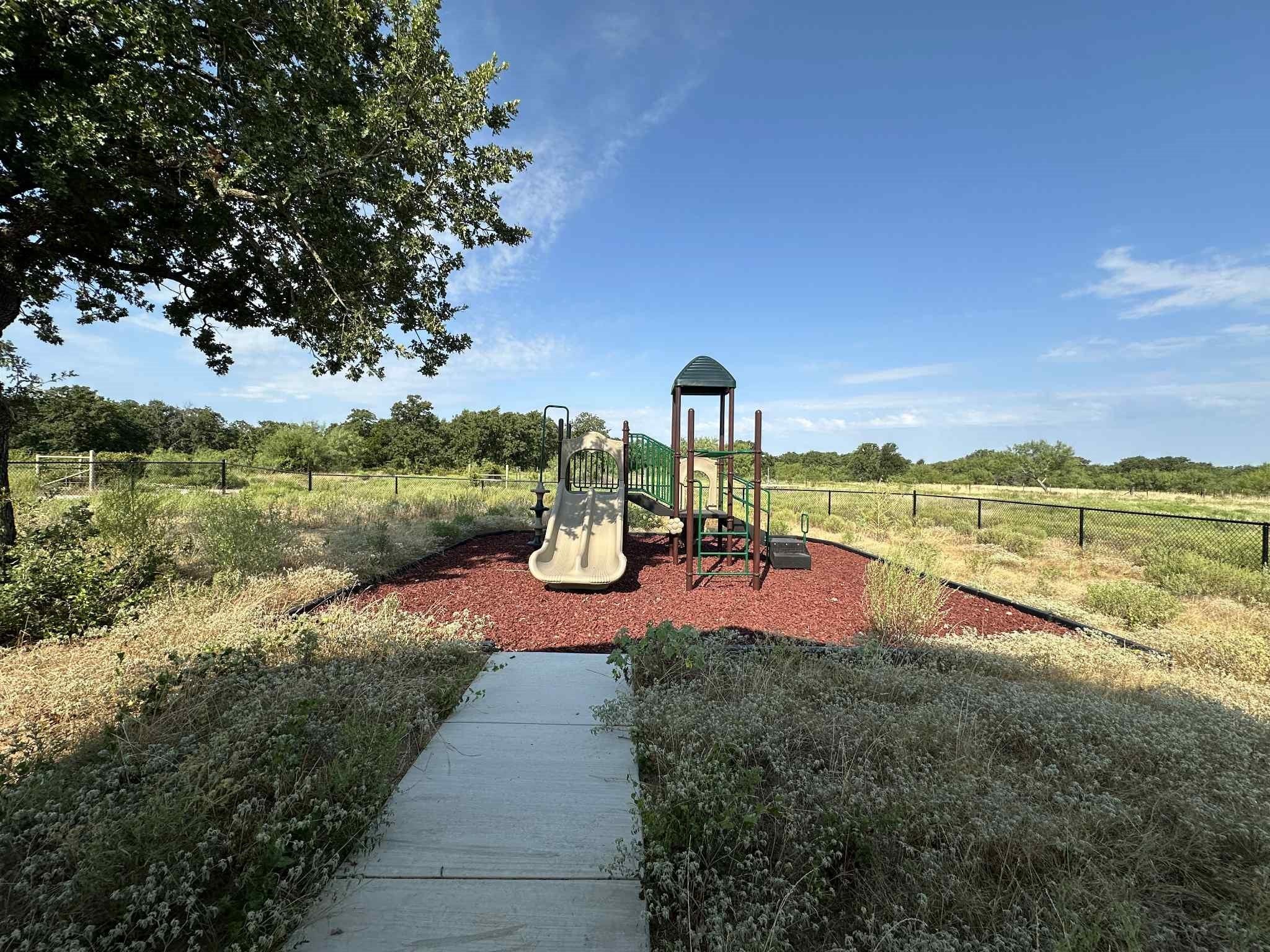 Lot 79 Paradise Oaks Perrin TX 76486