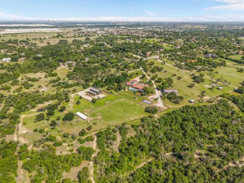321 Verna Trail N Fort Worth TX 76108