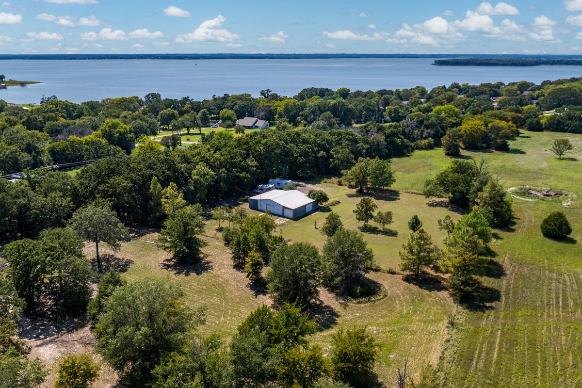 10124 County Road 4022 Kemp TX 75143