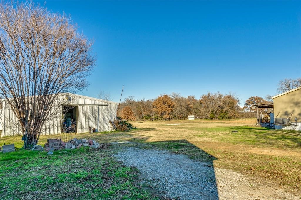 319 County Road 4868 Boyd TX 76023