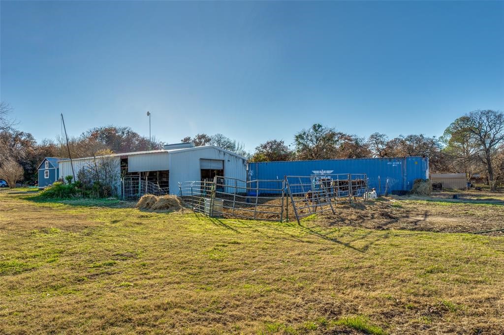 319 County Road 4868 Boyd TX 76023