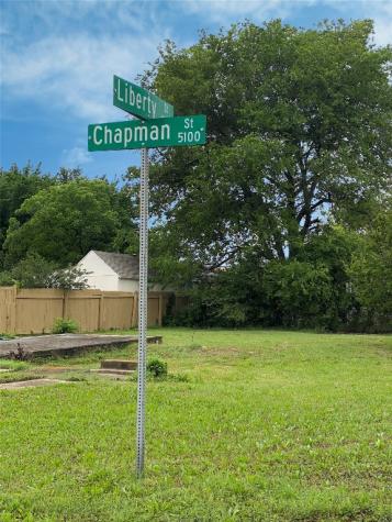 5147 Chapman Street Fort Worth TX 76105
