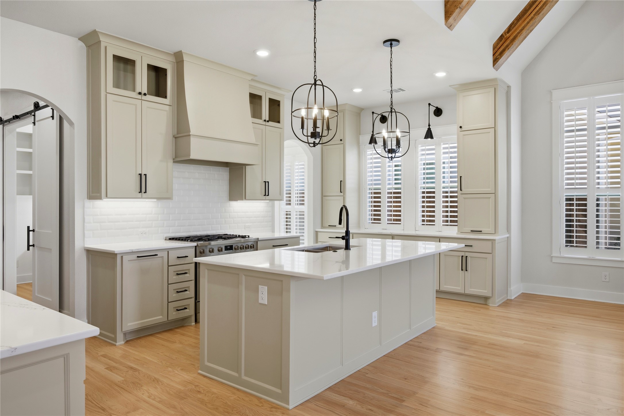 405 Garrett Way Midlothian TX 76065