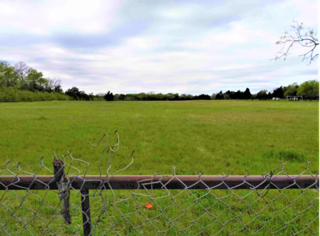 1601 Old Hickory Trail Desoto TX 75115