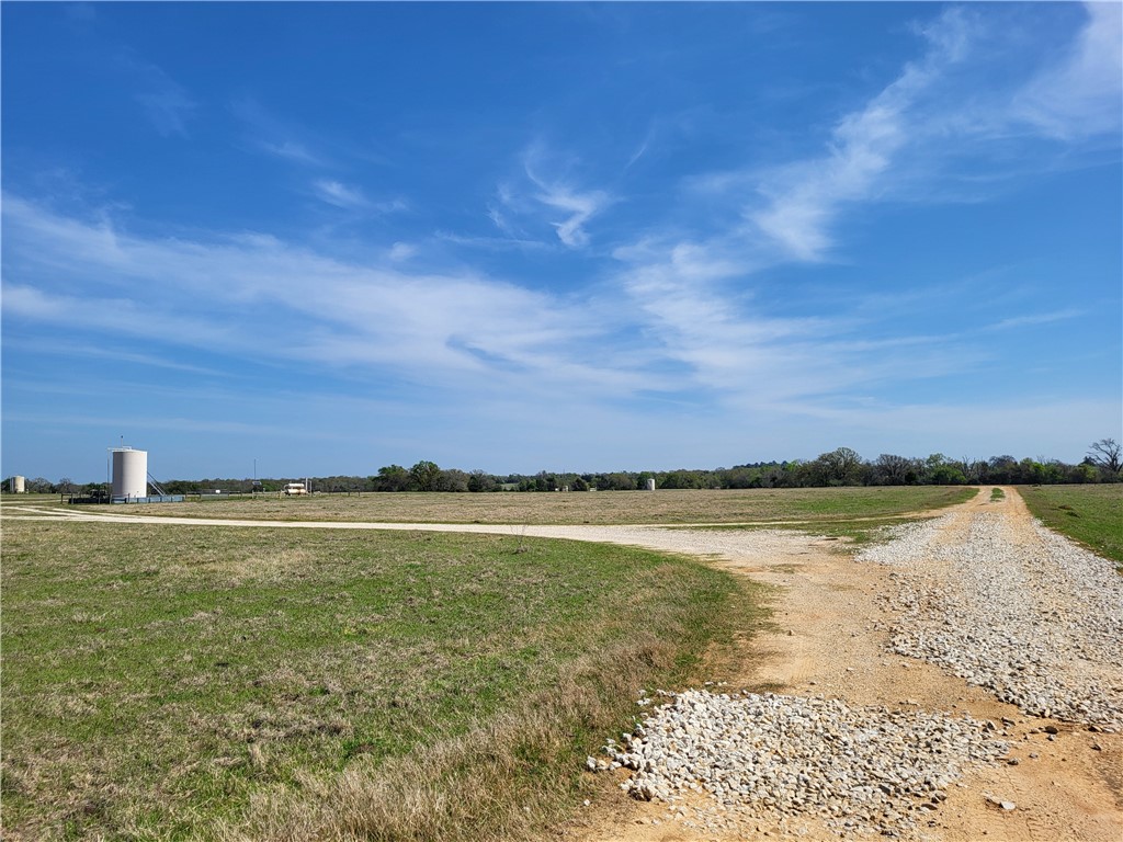 93.4 Ac Lcr 862 Donie TX 75838