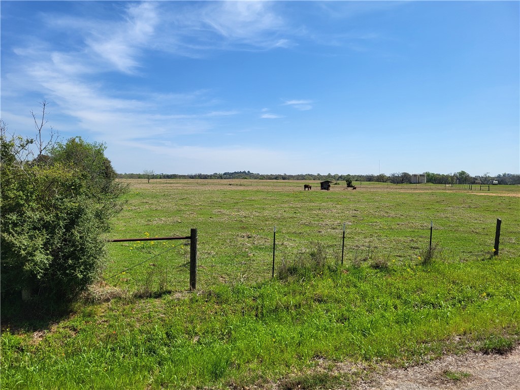 93.4 Ac Lcr 862 Donie TX 75838