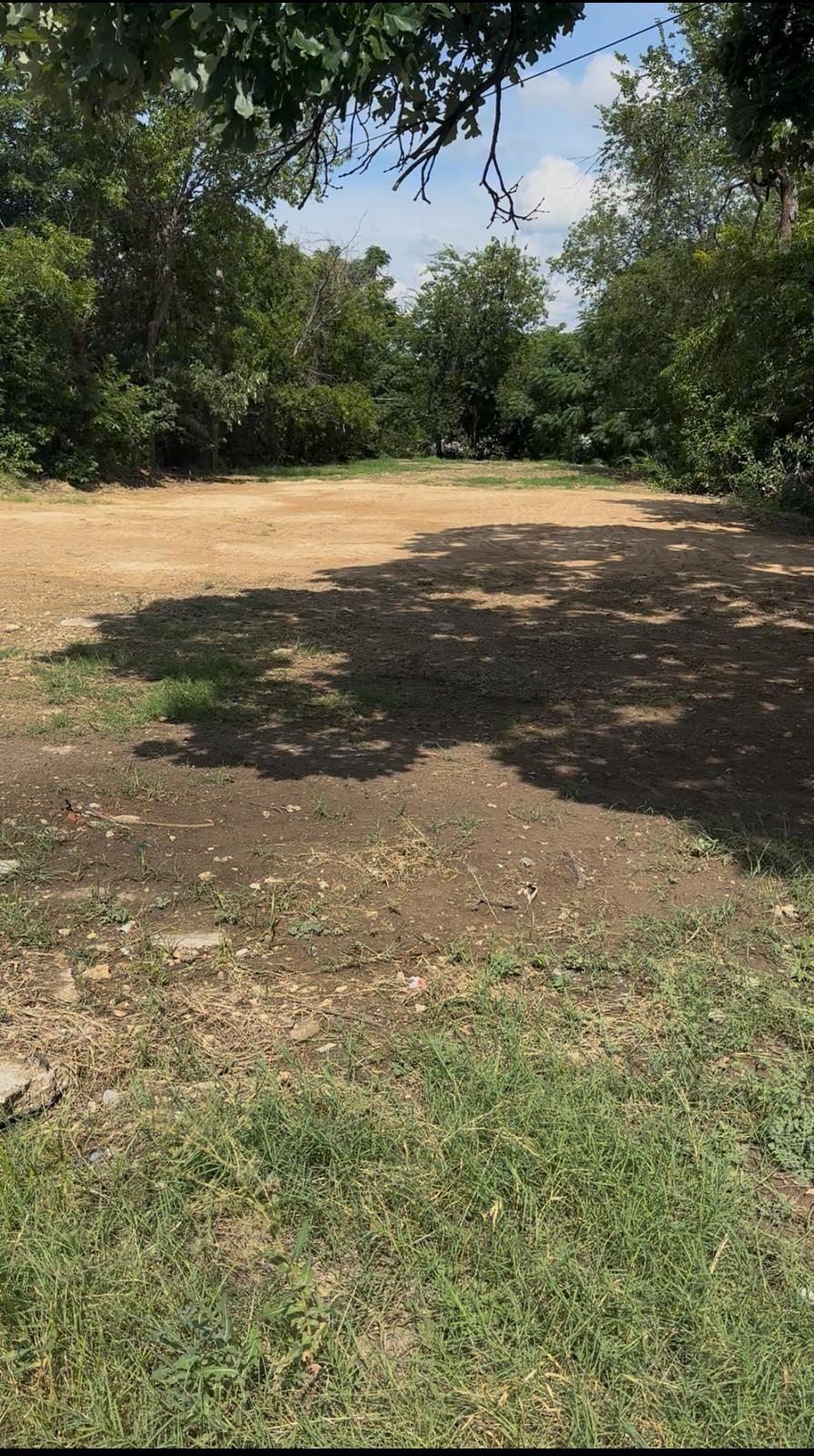 1329 Ash Crescent Street Fort Worth TX 76104
