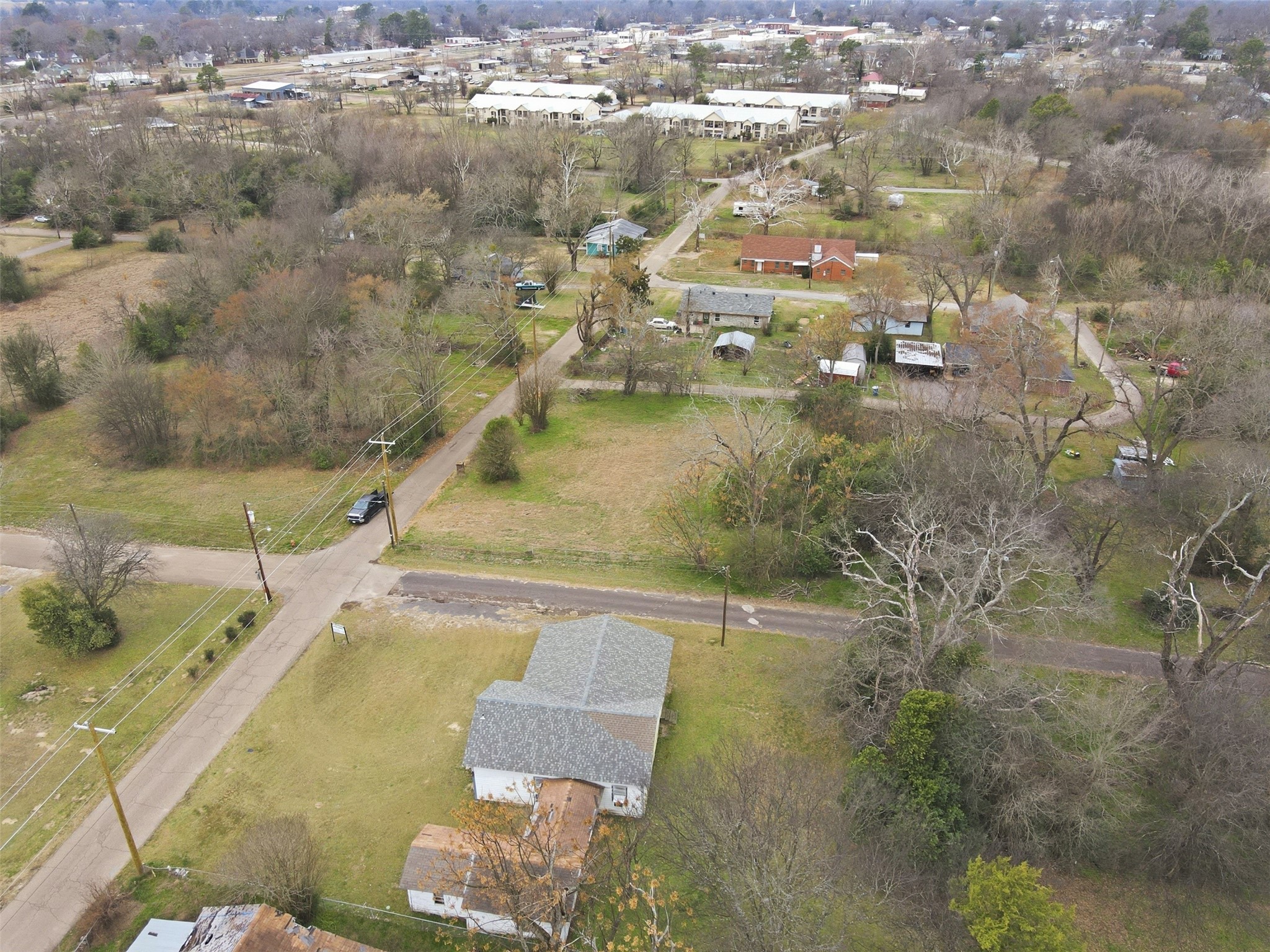 711 E Pine Street Winnsboro TX 75494