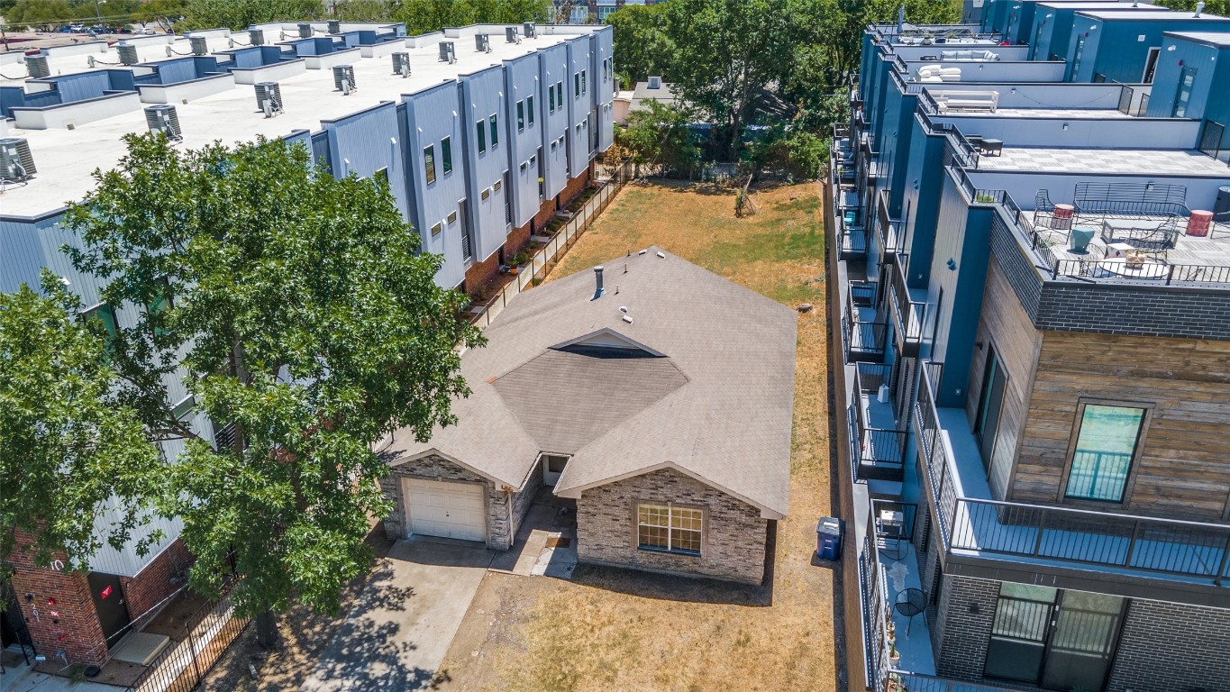 416 W 9th Street Dallas TX 75208