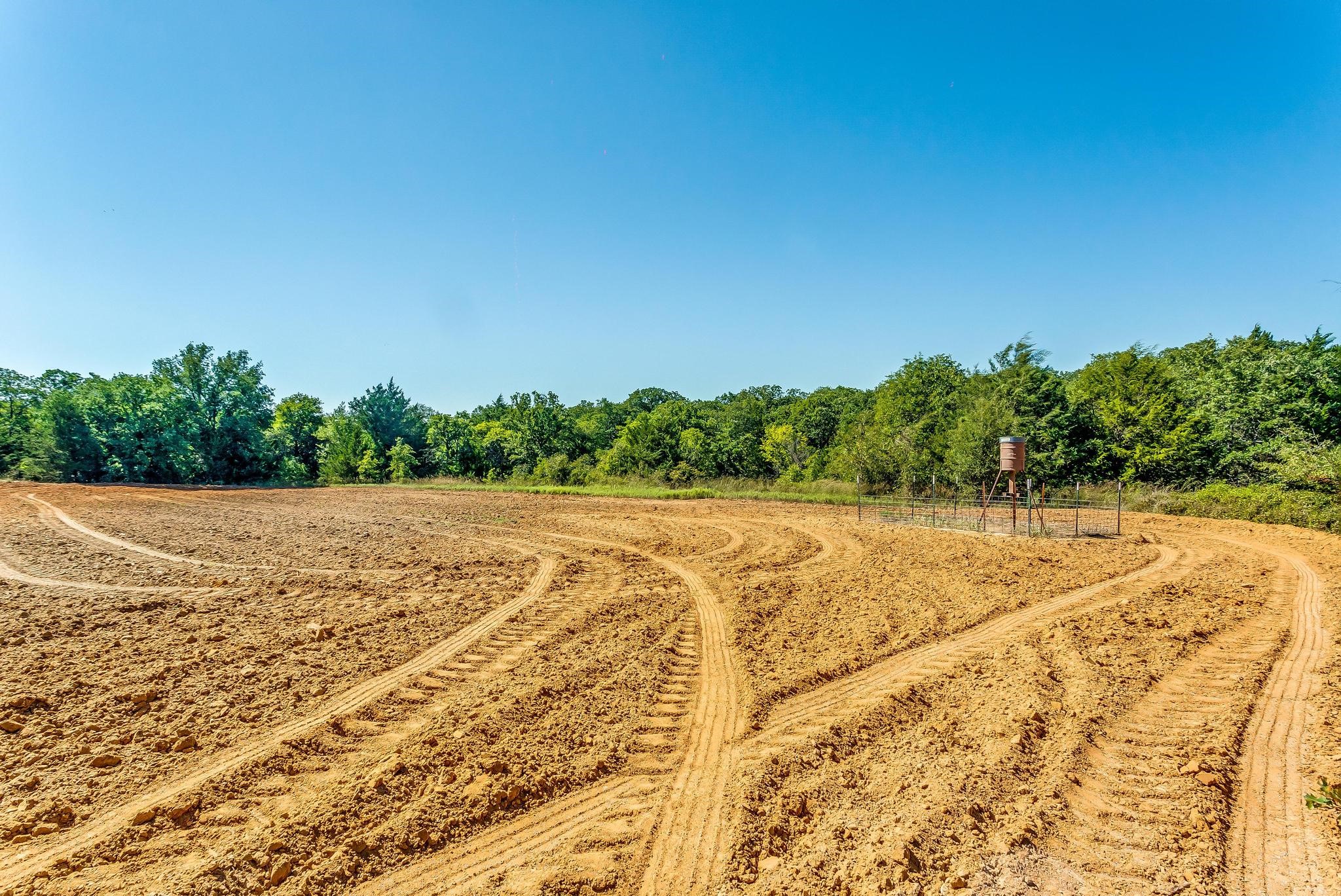 000 South Johnson Loop Bowie TX 76230