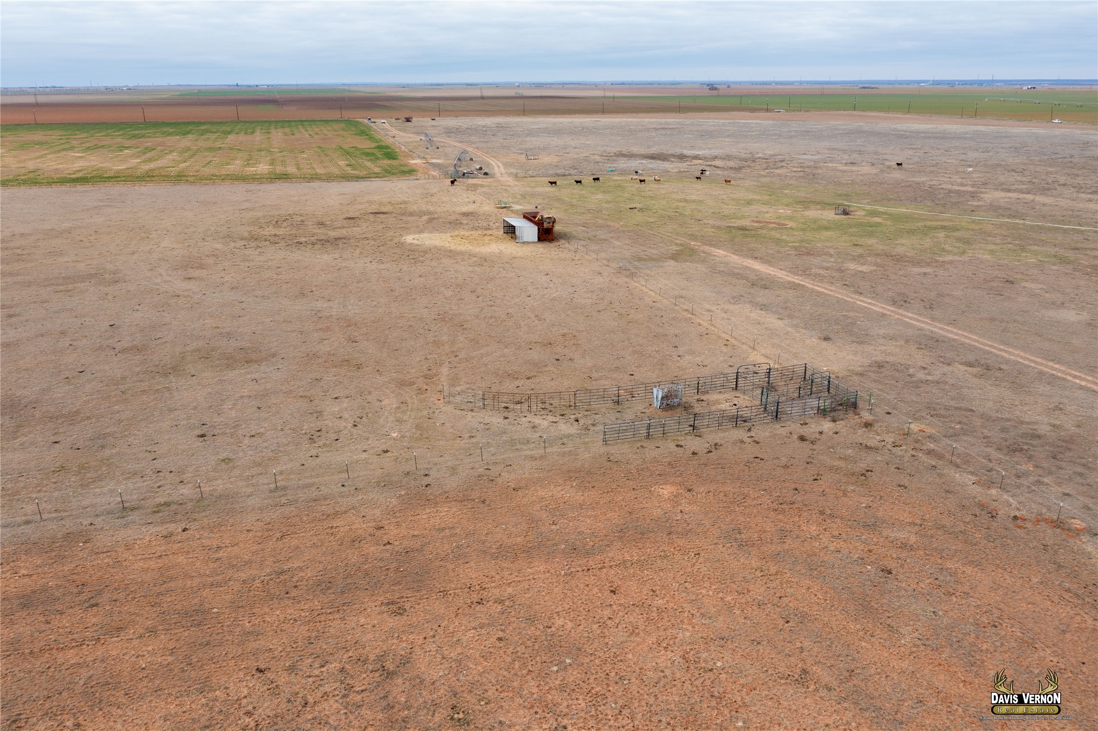 4 Cr 4354 Munday TX 76371