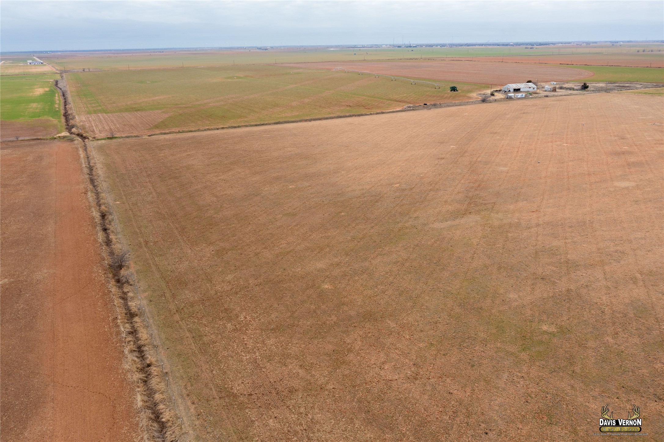 4 Cr 4354 Munday TX 76371