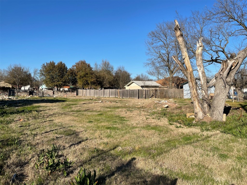 2 Fairport Road Dallas TX 75217