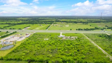 5912 E Interstate 30 Campbell TX 75422