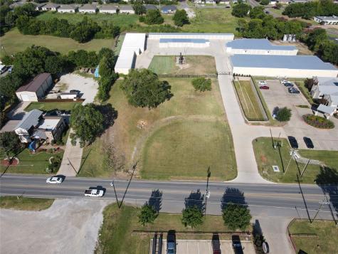 2412 Travis Street Sherman TX 75092
