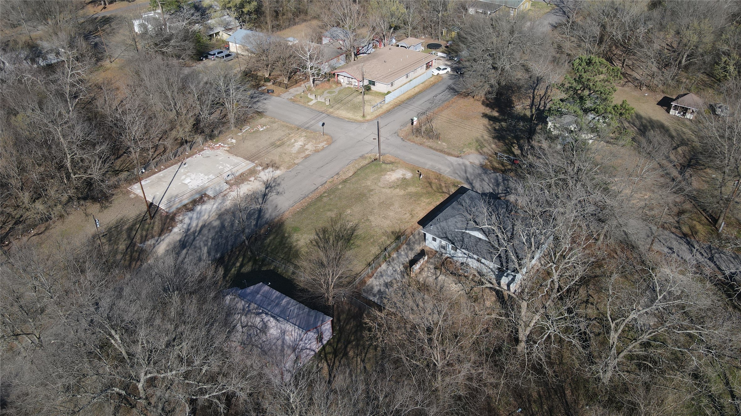 1481 NE 10 Paris TX 75460