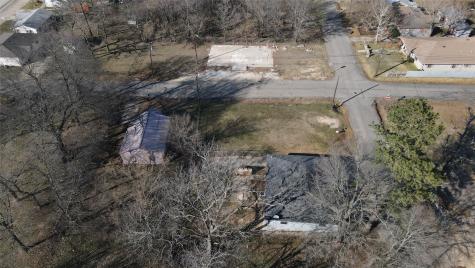 1481 NE 10 Paris TX 75460