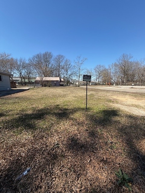 1481 NE 10 Paris TX 75460