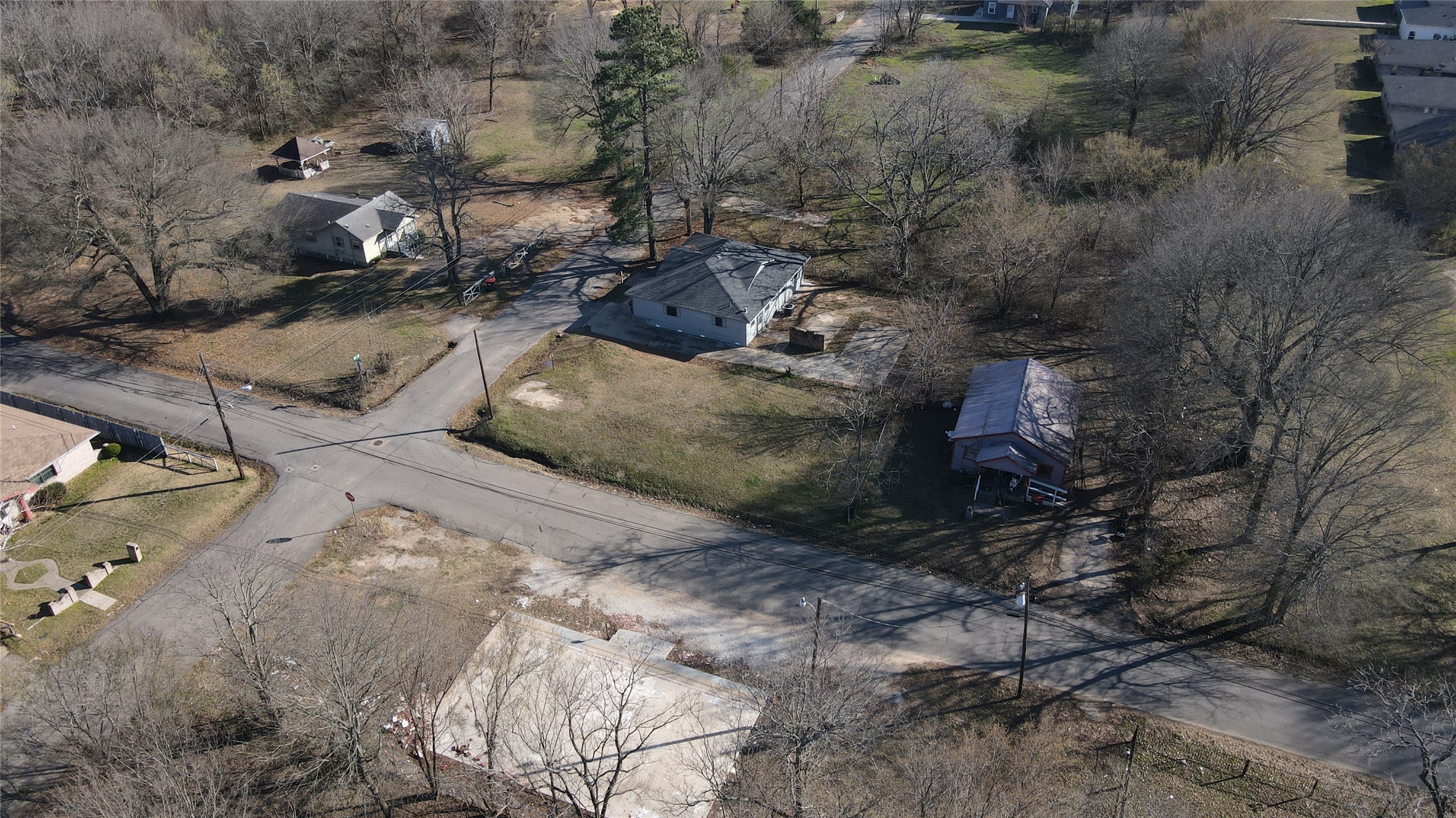 1481 NE 10 Paris TX 75460