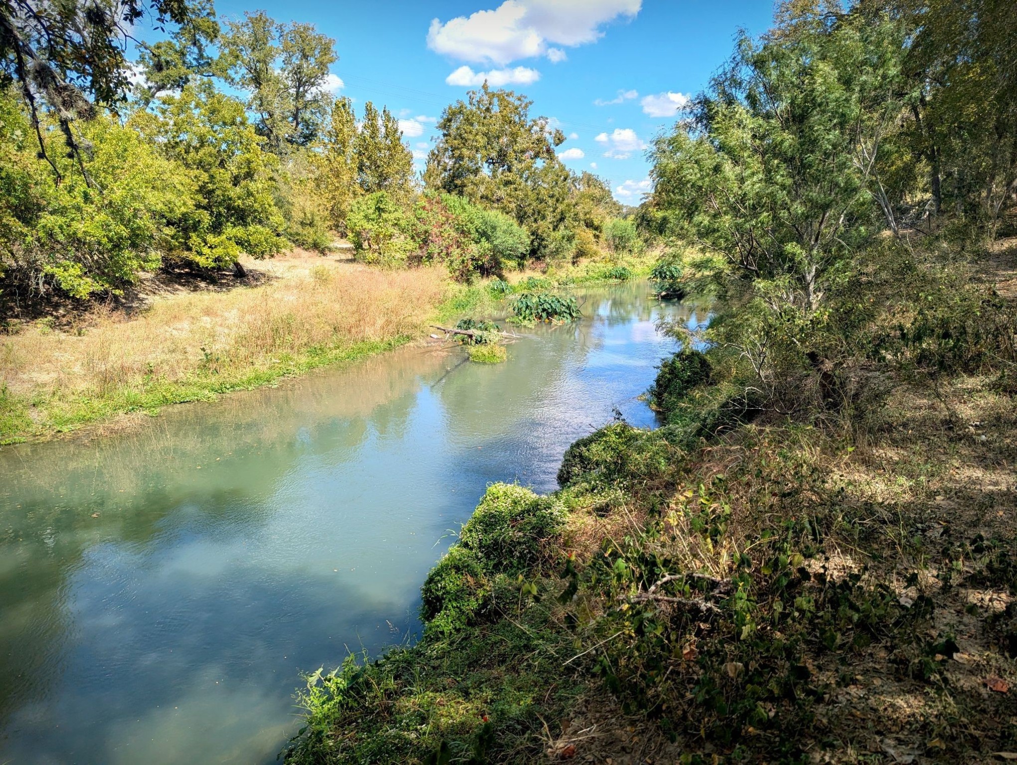 4194 SE River Road Martindale TX 78655