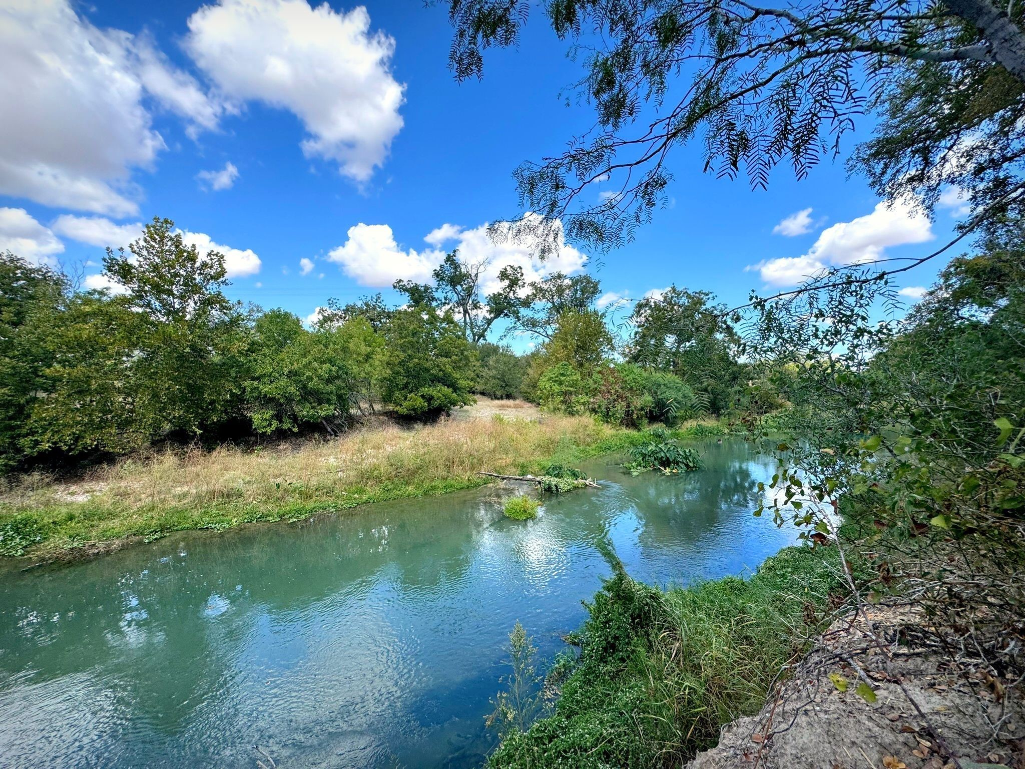 4194 SE River Road Martindale TX 78655