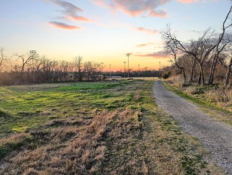 120 Holmes Street Trenton TX 75490