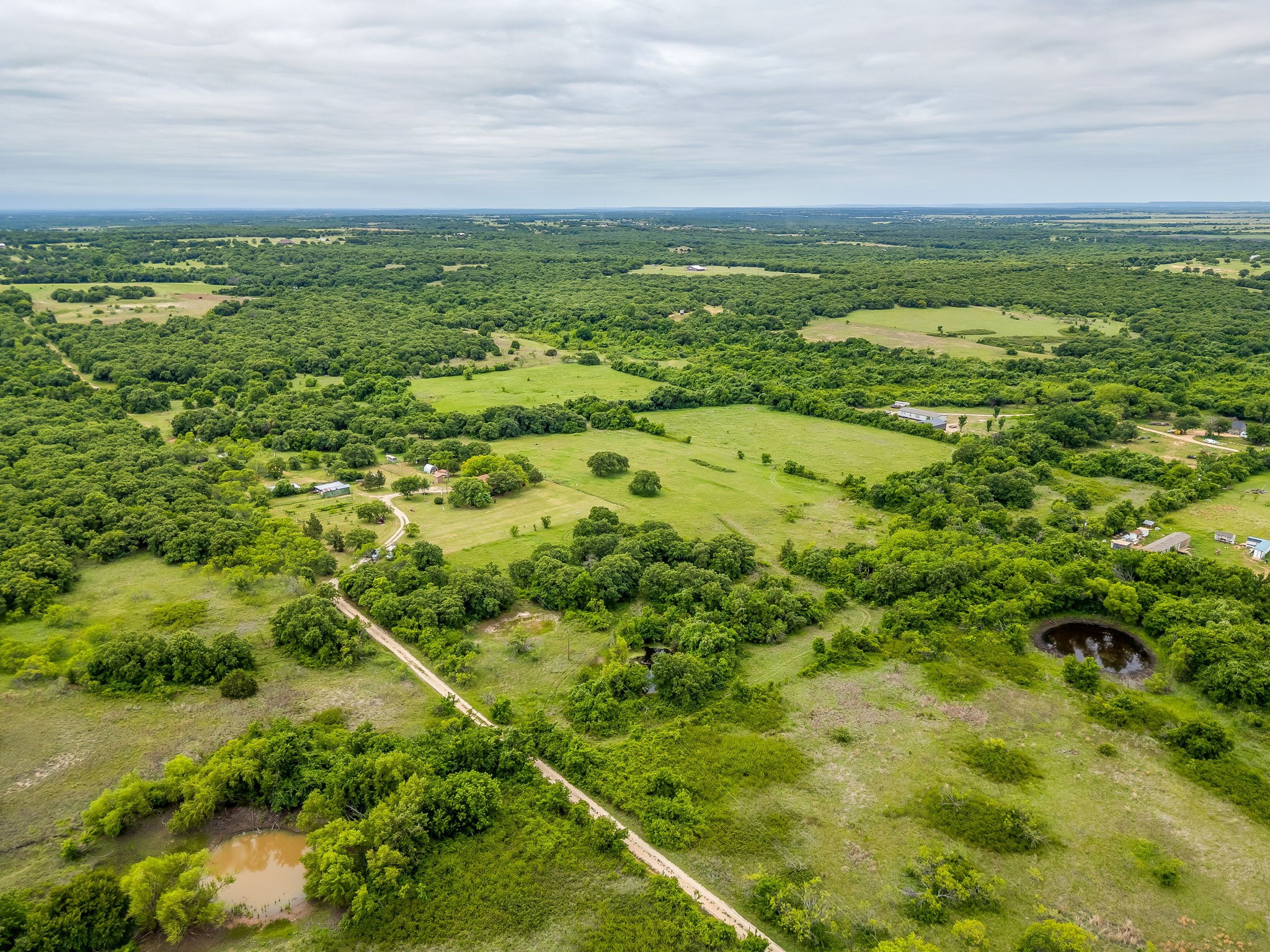 4180 E Fm 2210 E Perrin TX 76486
