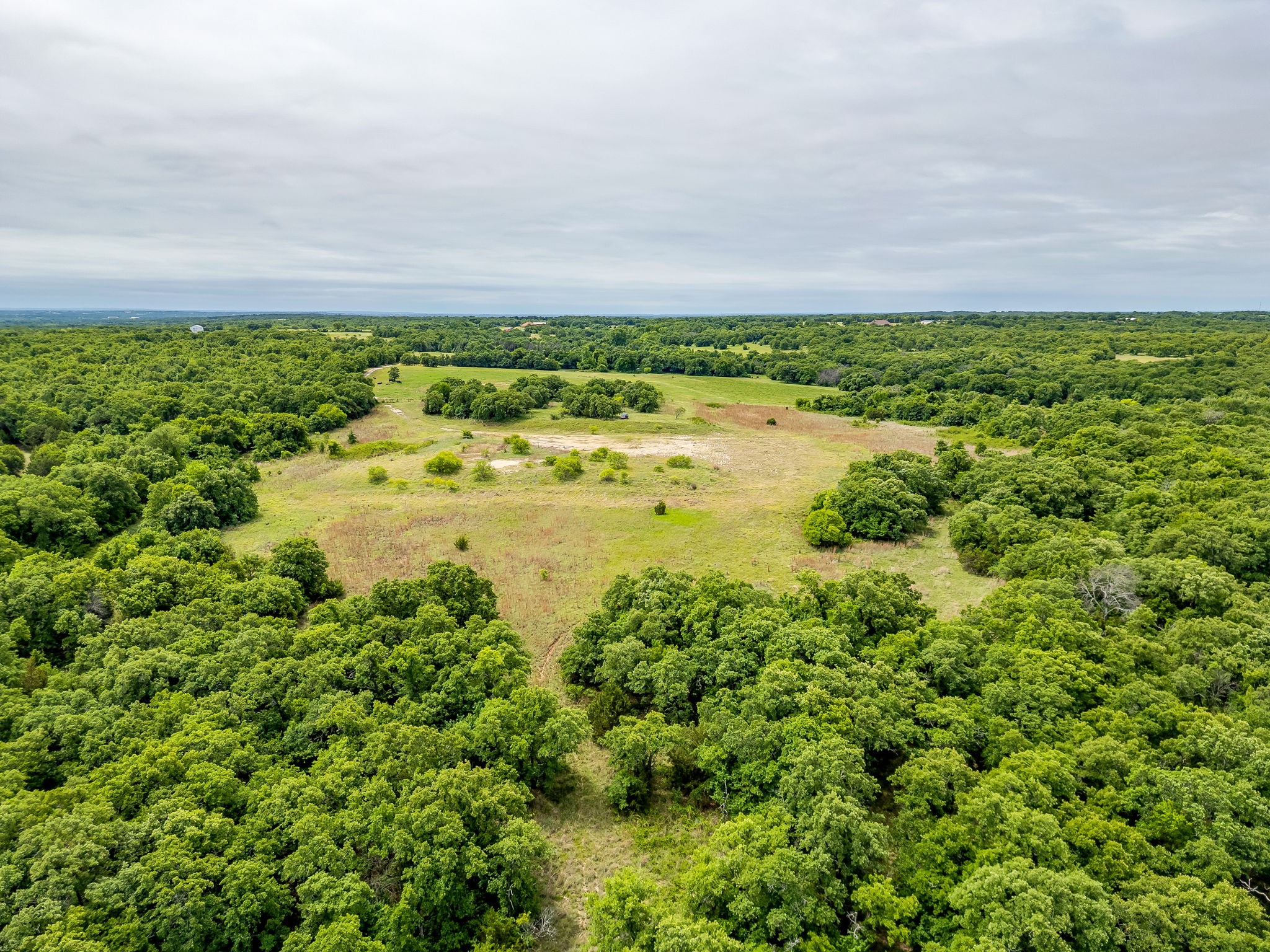 4180 E Fm 2210 E Perrin TX 76486