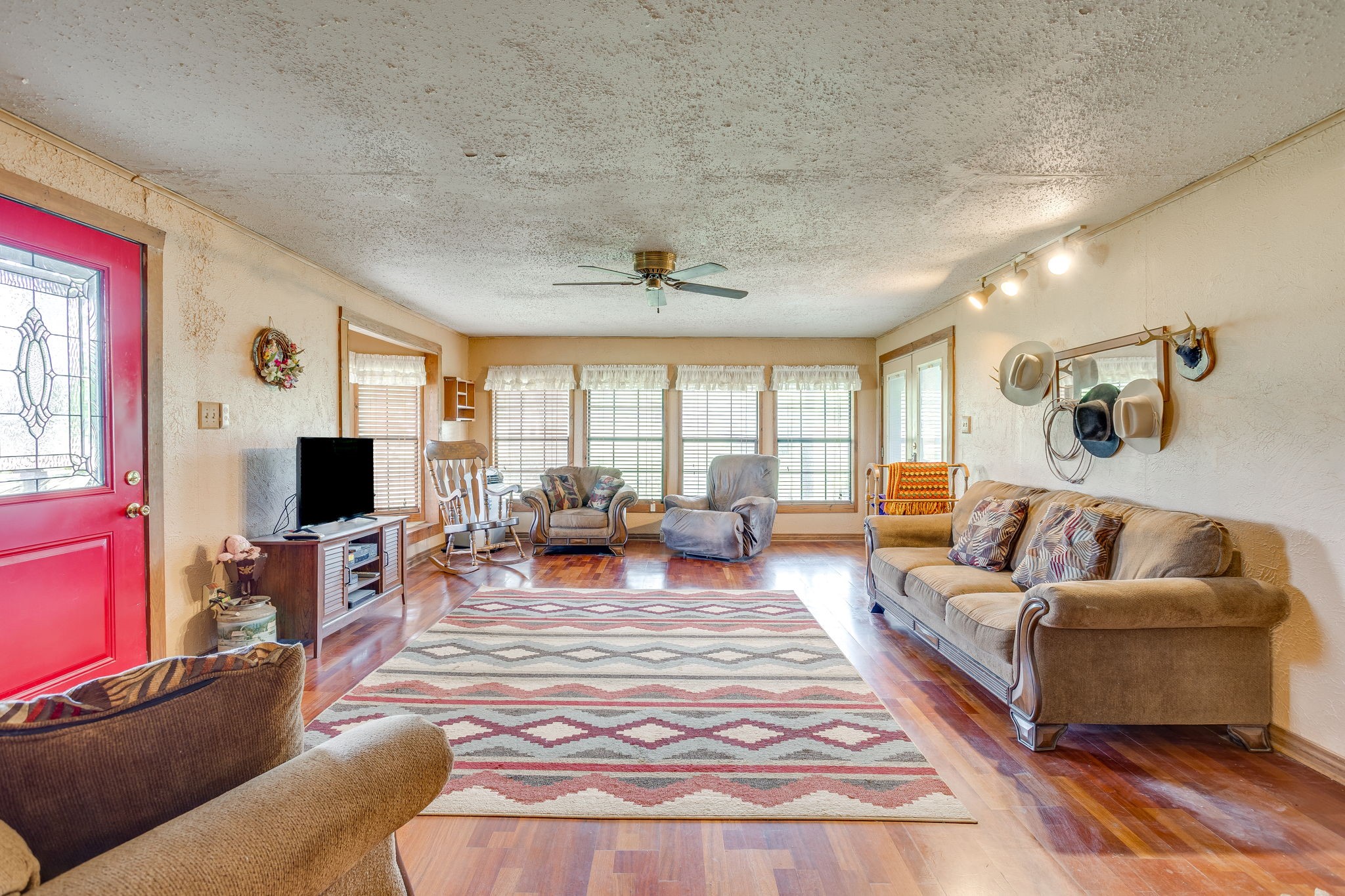 4180 E Fm 2210 E Perrin TX 76486