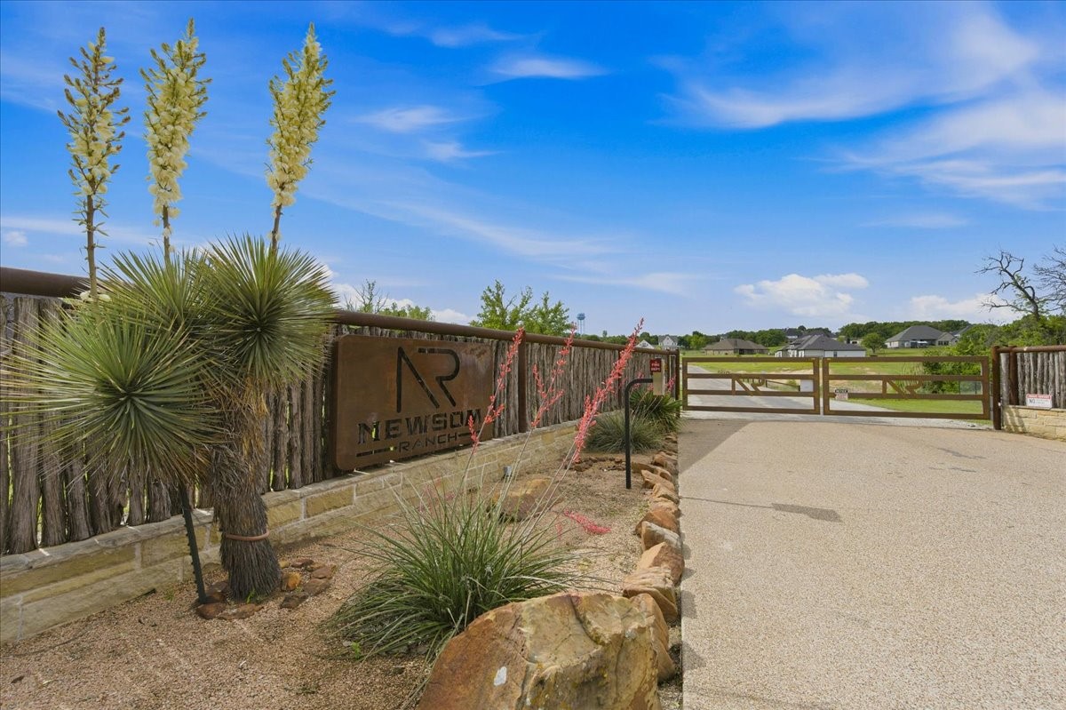 1016 Newsom Ranch Road Azle TX 76020