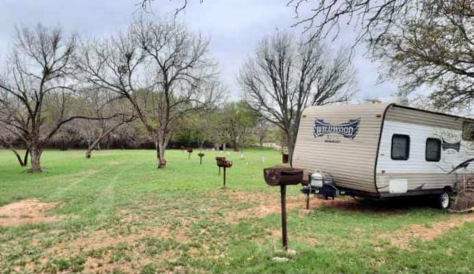 441 Cr 433 Mullin TX 76864