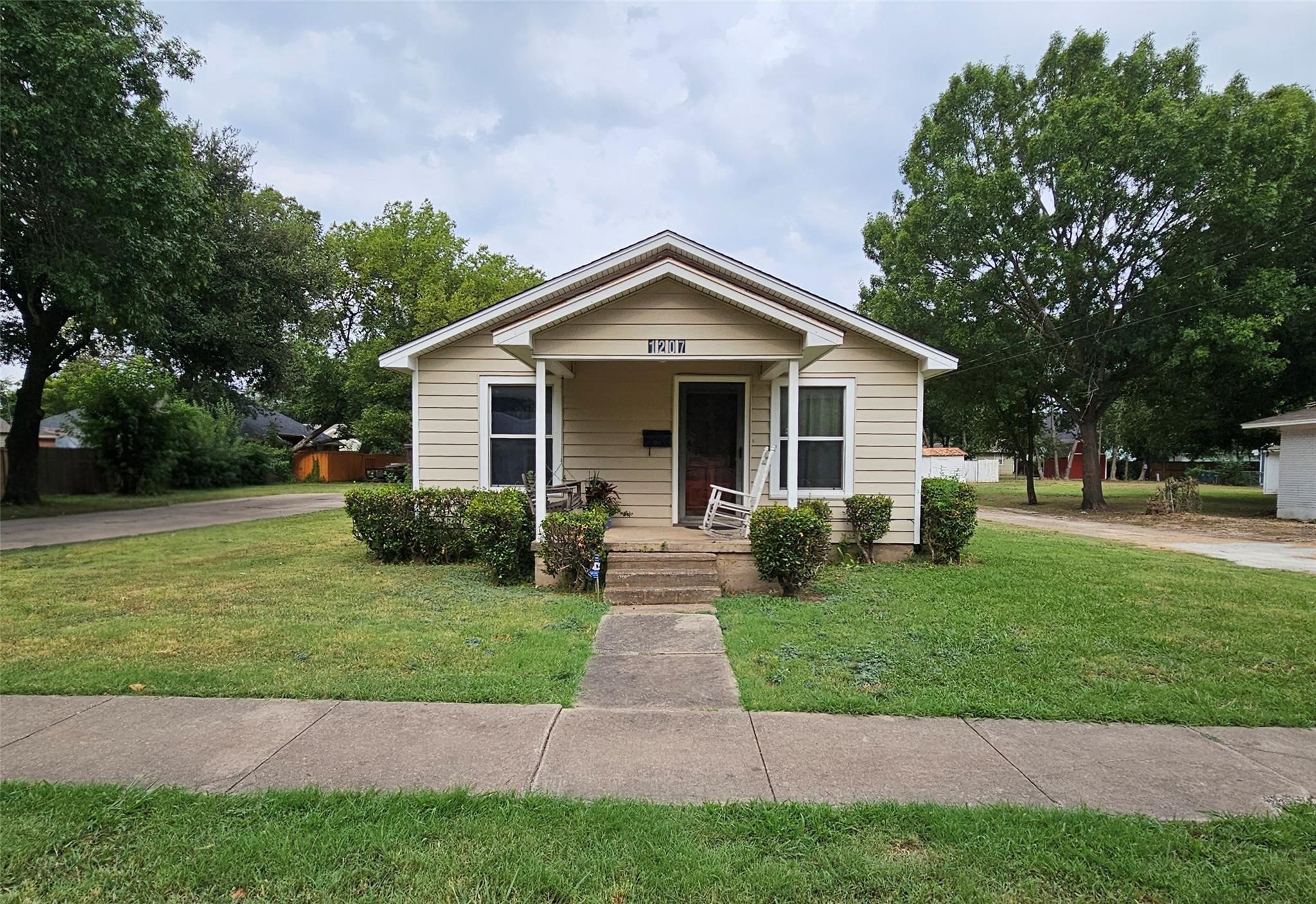 1207 Coleman Street Mckinney TX 75069