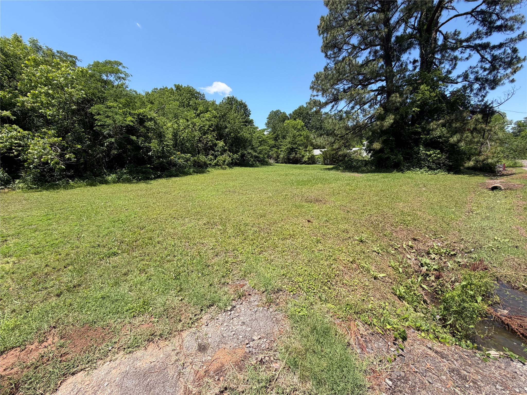 1501 12th Street NE Paris TX 75460