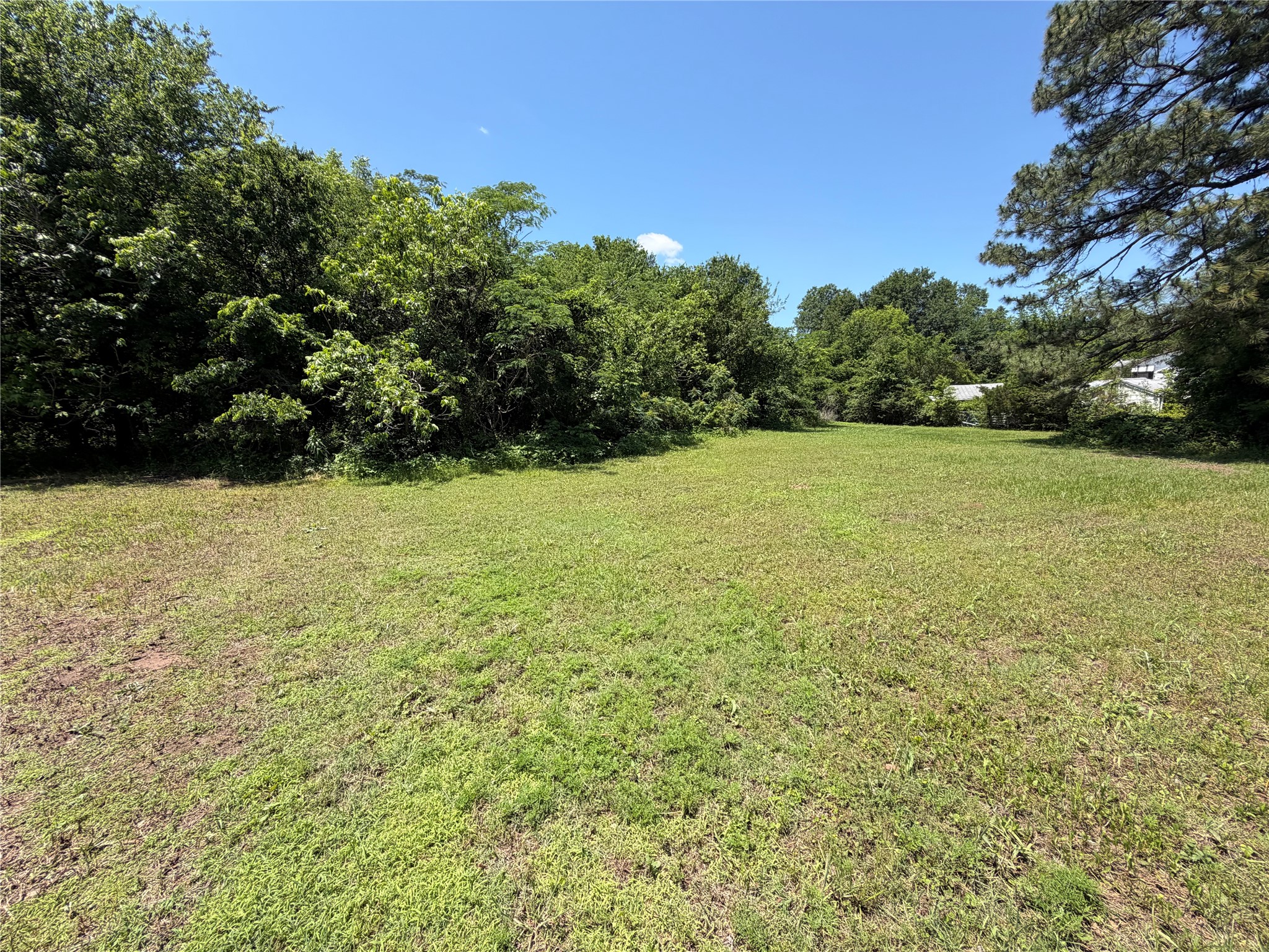 1501 12th Street NE Paris TX 75460