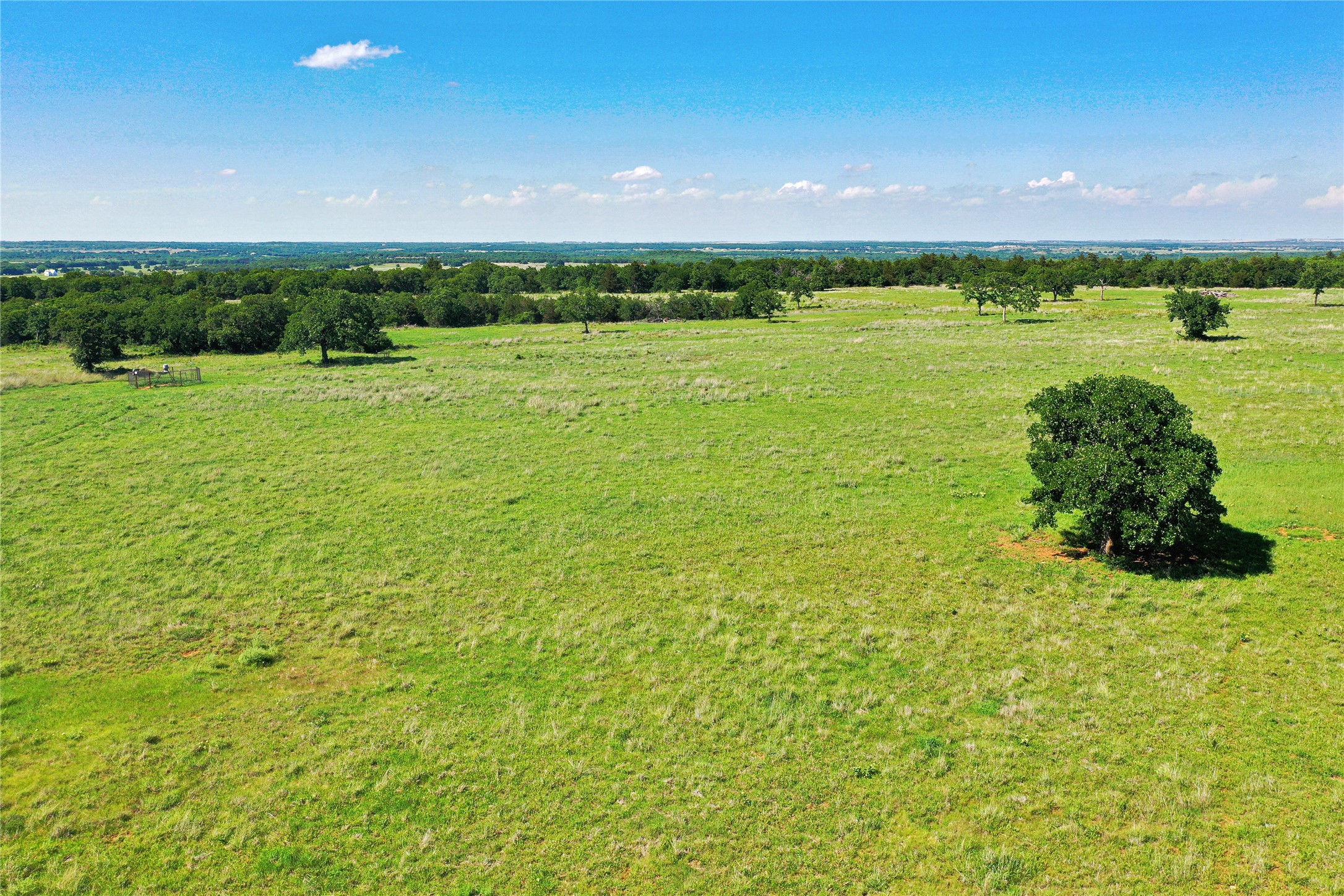 136 Acres Fm 2127 Bowie TX 76230