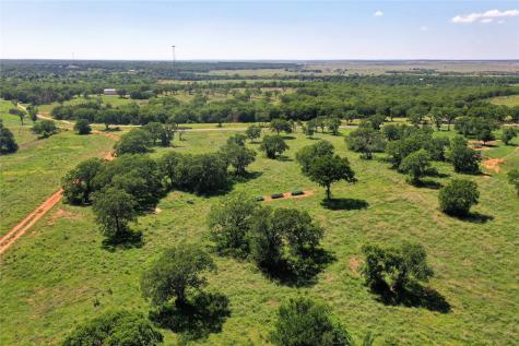 136 Acres Fm 2127 Bowie TX 76230