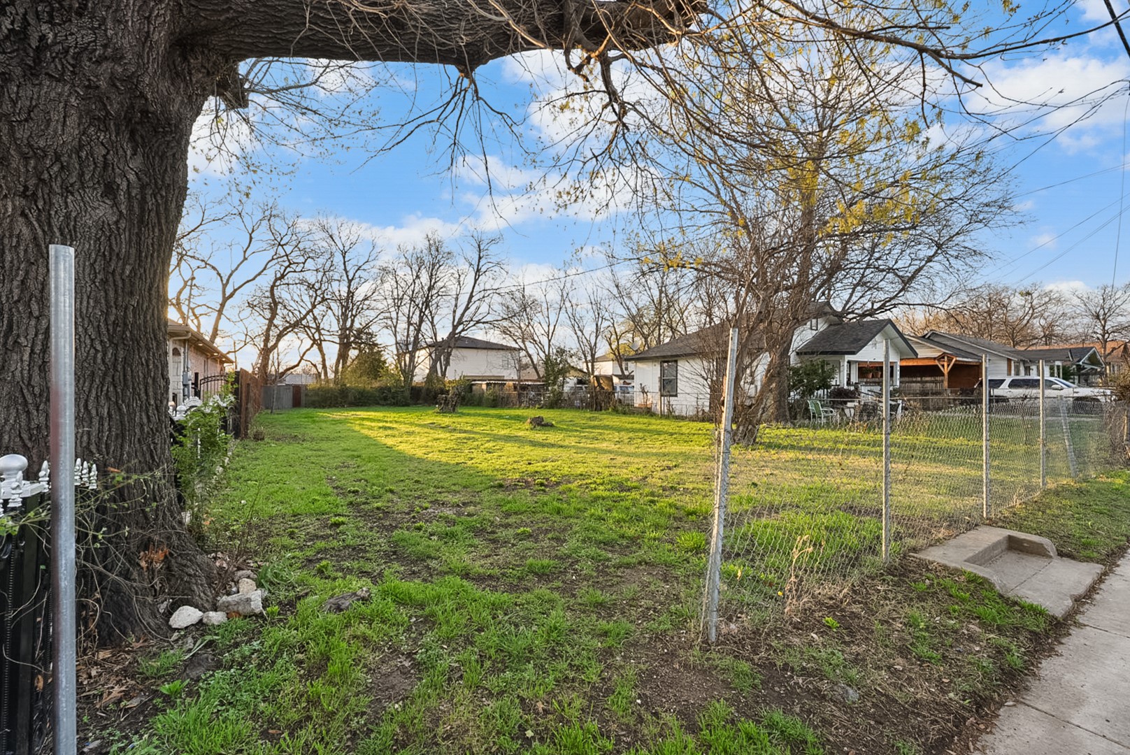 3415 Crossman Avenue Dallas TX 75212