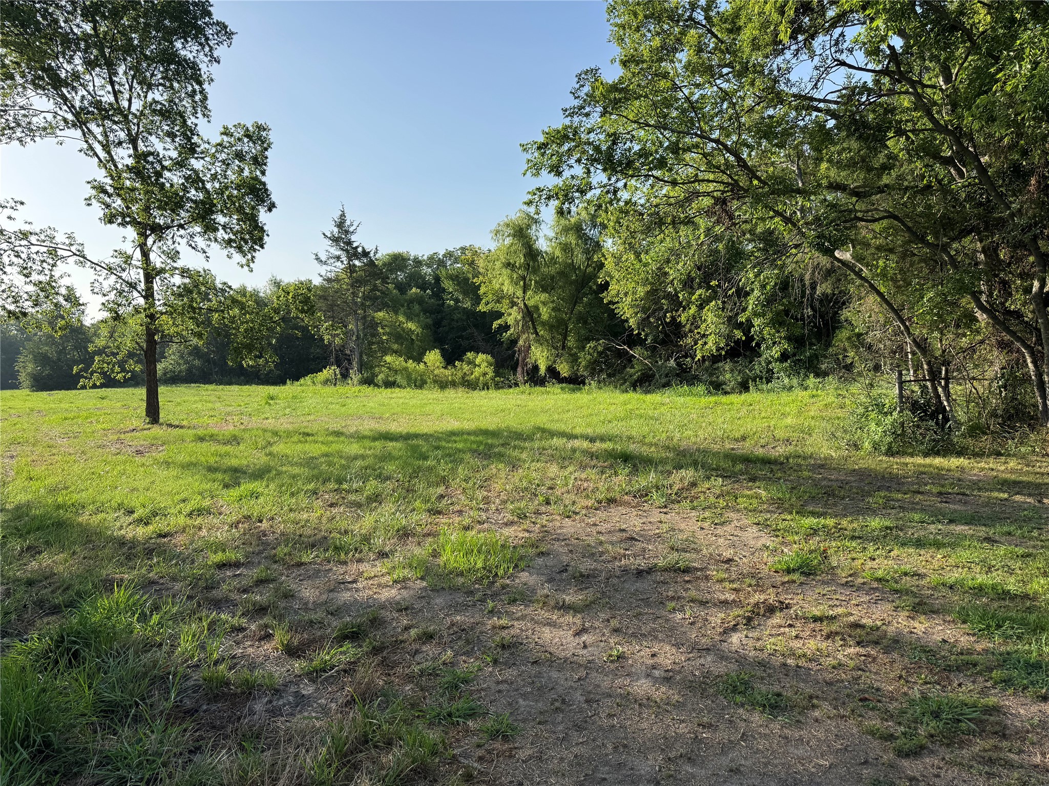 2109 Island Bonham TX 75418