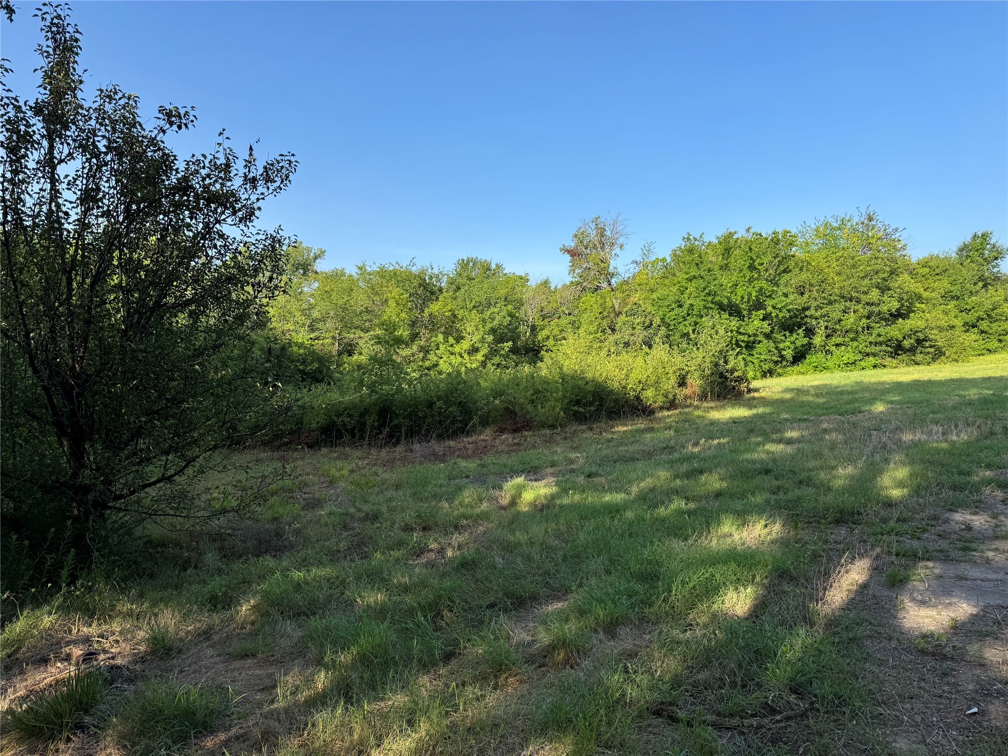 2109 Island Bonham TX 75418
