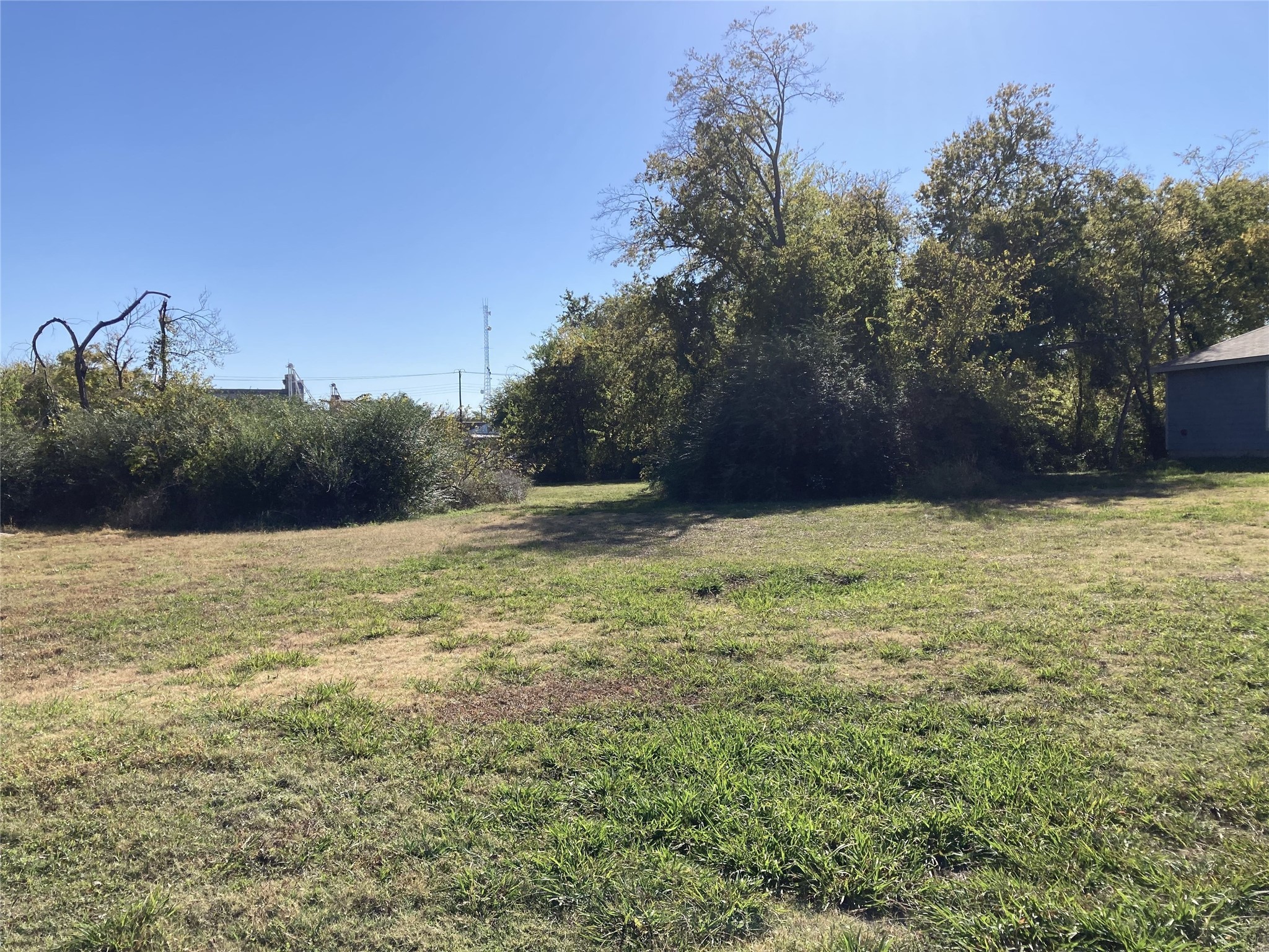 2117 Henry Street Greenville TX 75401